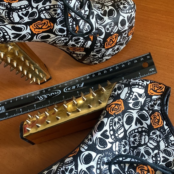 REDKISS  Mona Skulls & Roses Chunky Spike High Heel Platform - Picture 5 of 12